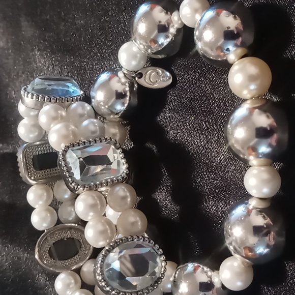 Charming Charlie 2 expandable bracelets silver & pearl like. Large crystal cut - Picture 4 of 6